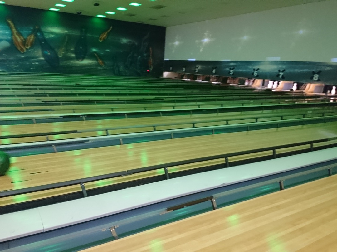 Xcel Bowl-喀麦登必去景点