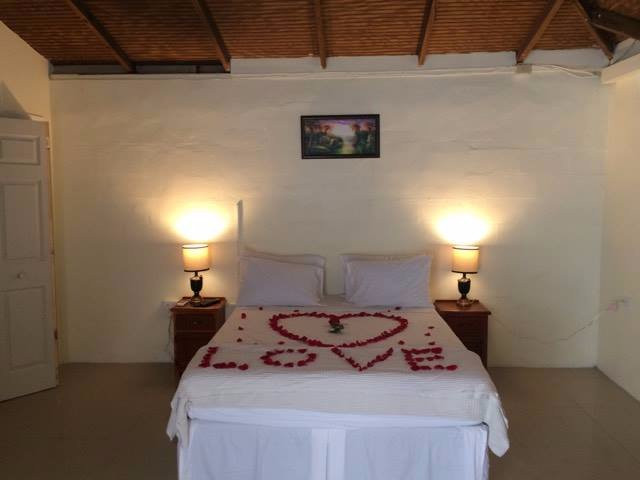 Saddle House Inn