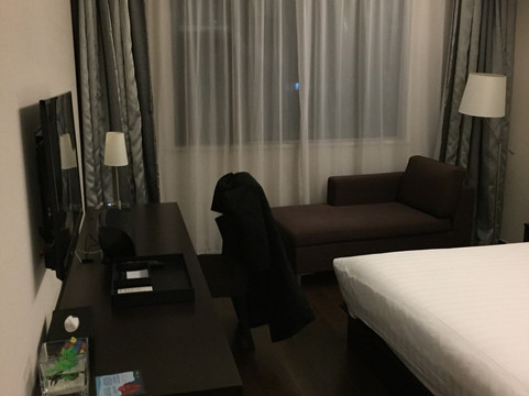 桔子酒店（上海漕宝路日月光中心店）主图