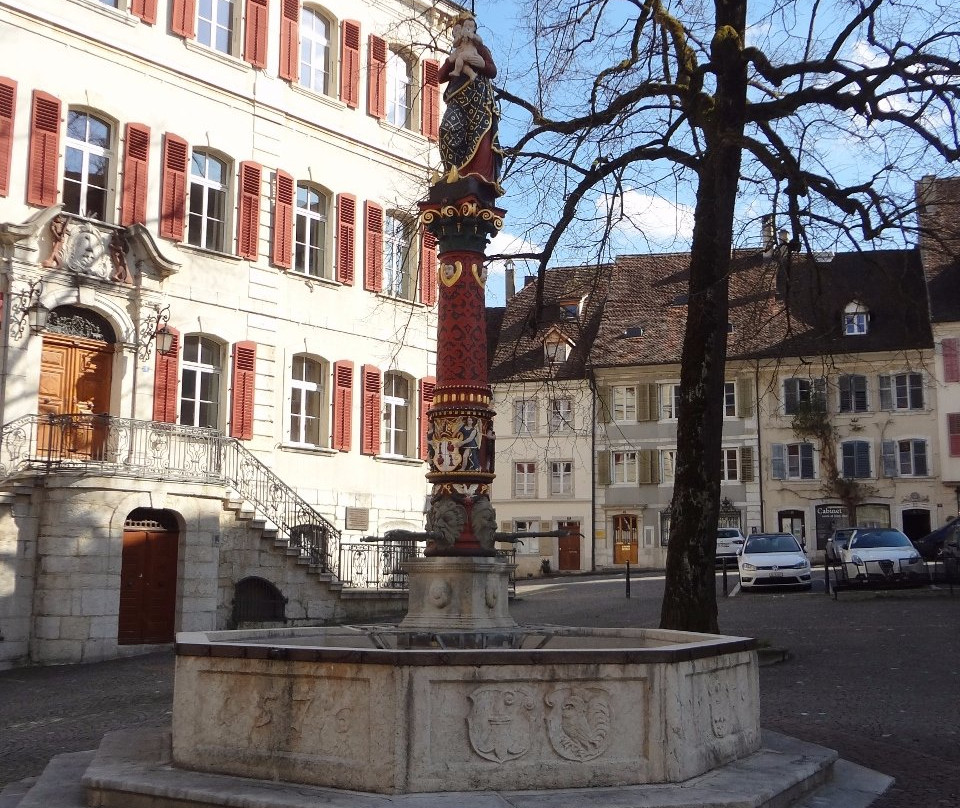 Fontaine de la Vierge景点图片