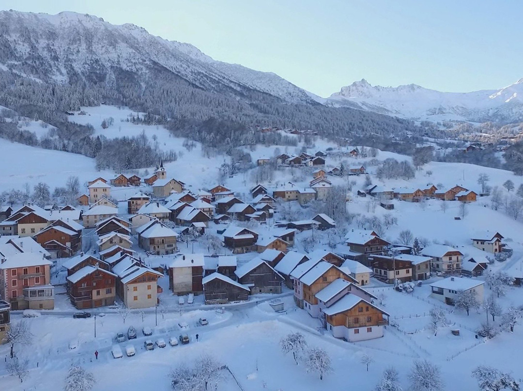 Auberge le Cheval Noir主图