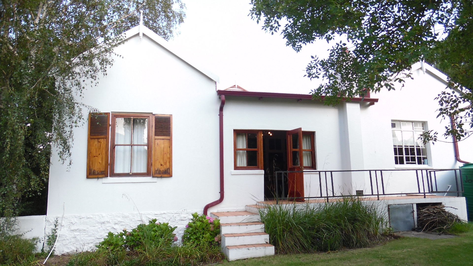 Toad Hall Guest House-浴室