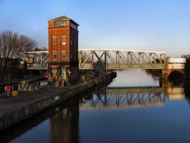 Barton Swing Aqueduct景点图片