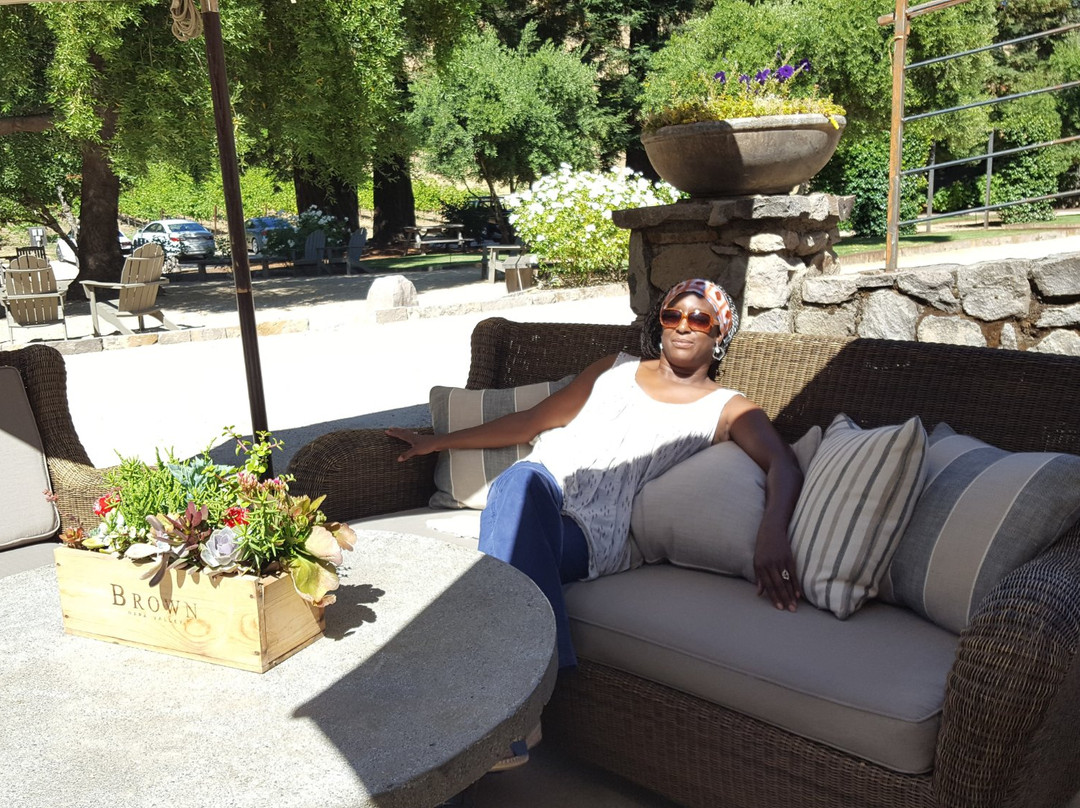 Brown Estate Vineyards-圣海伦娜必去景点