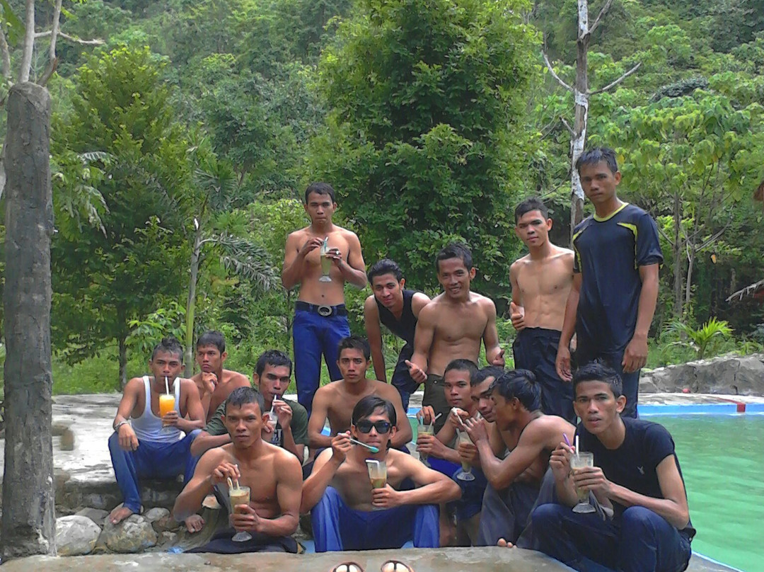 Pemandian Putri Naga Tapak Tuan-Panjupian必去景点