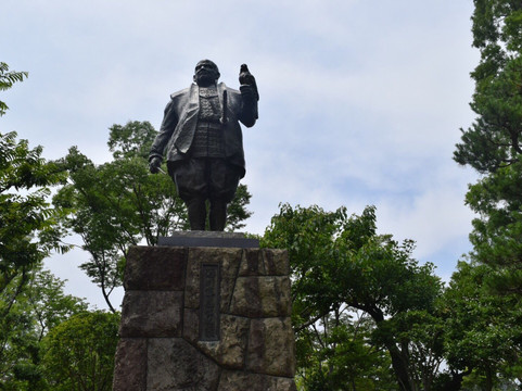 Ieyasu Tokugawa Statue-静冈市必去景点