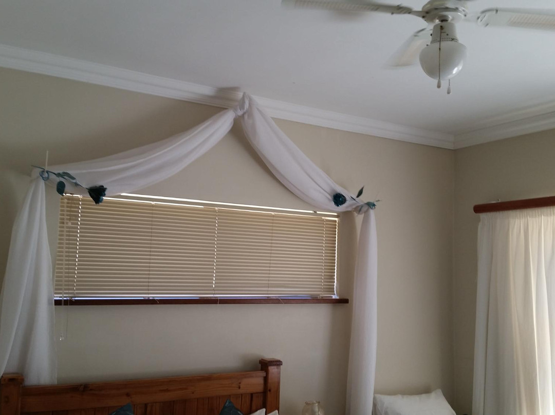 Oppi Berg Restaurant and Guesthouse主图