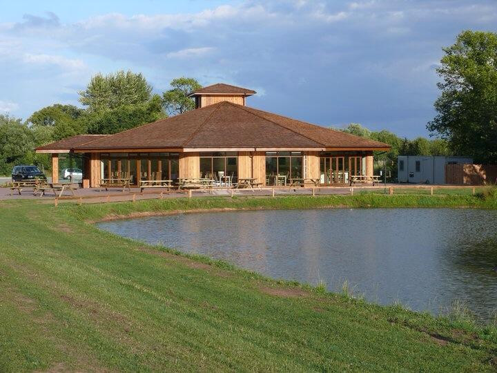 Cob House景点图片