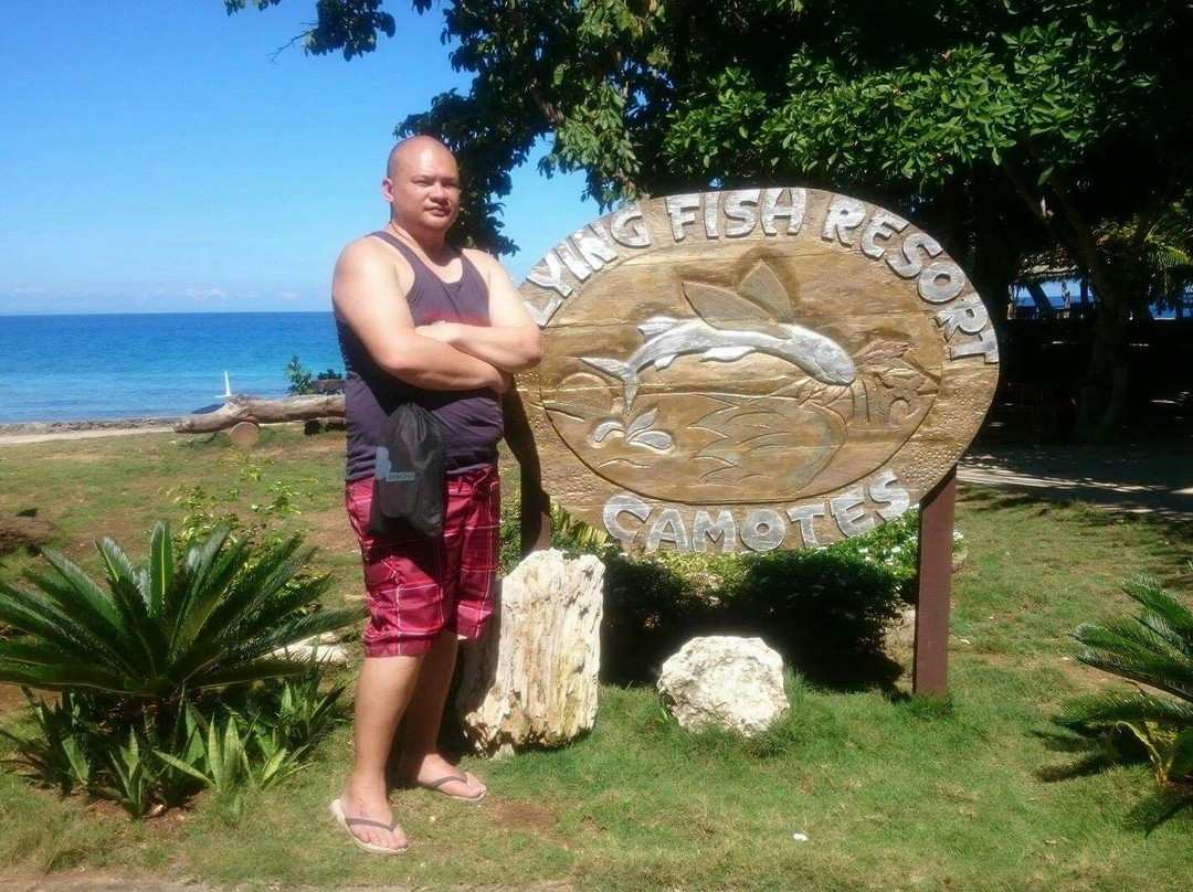 卡莫提斯飞鱼度假村主图