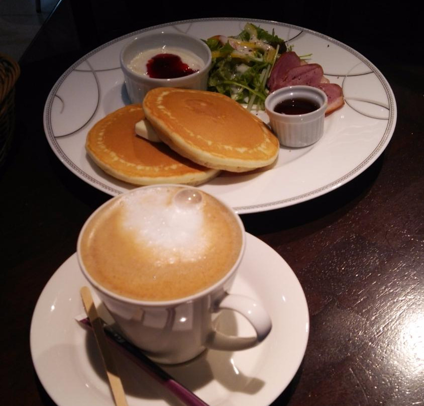 ワールド・ワインバー Byピーロート 関西国際空港店