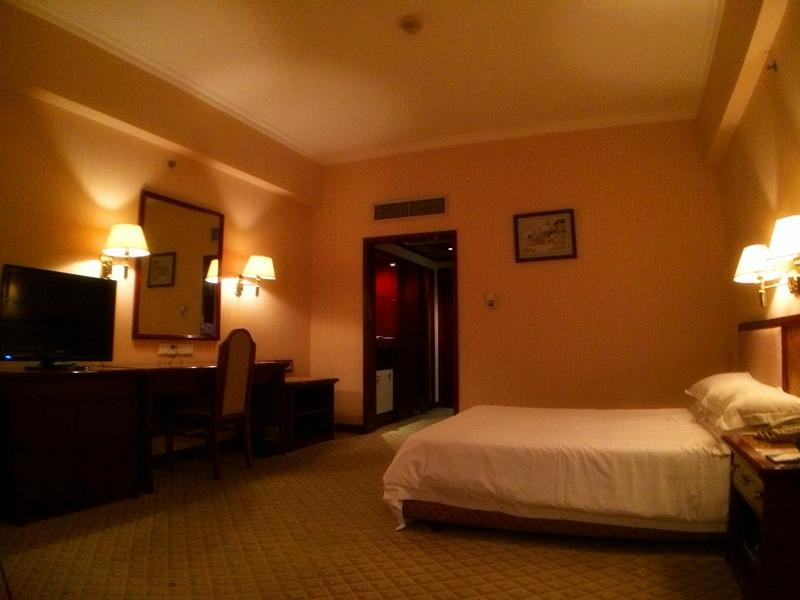 启东大酒店主图