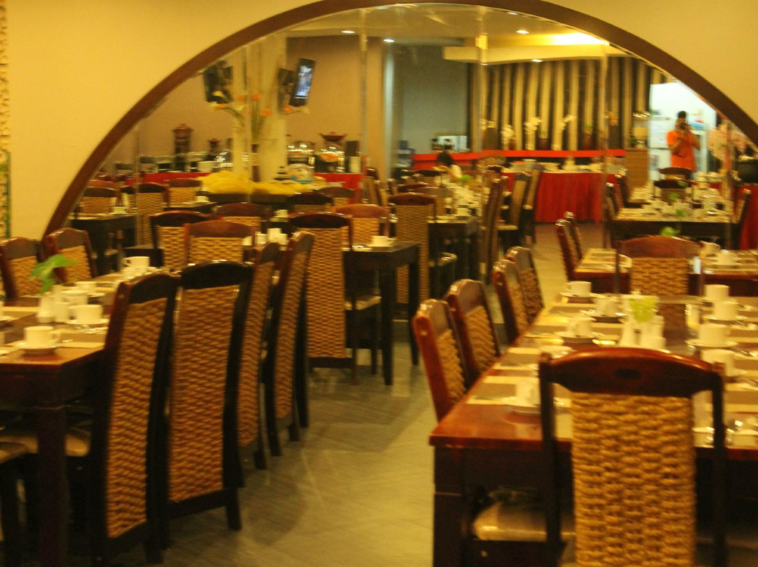 苏里亚酒店主图