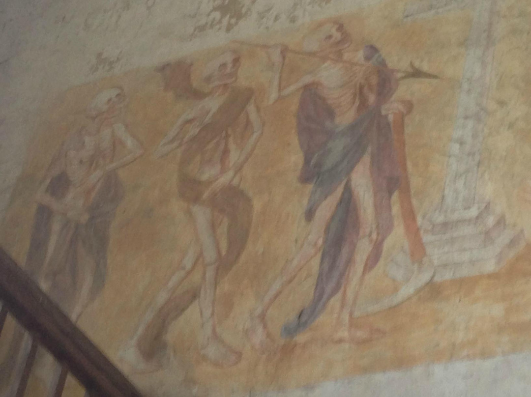 Eglise Saint-Germain-La Ferte-Loupiere必去景点