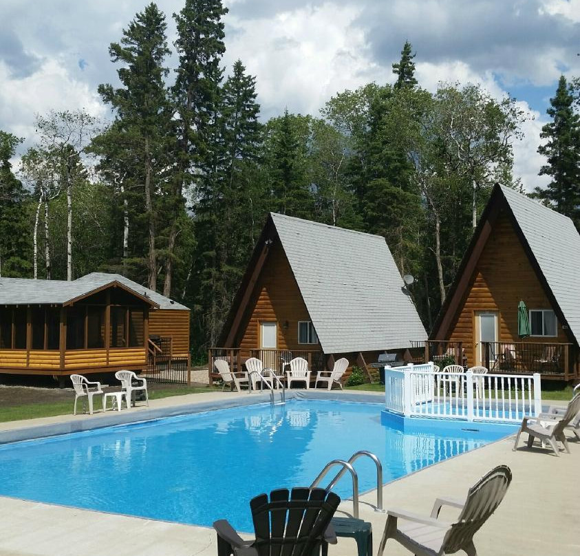 Mooswa Resort & Arbutus Cabins