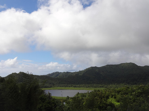 Tropical Adventures-St. George's必去景点