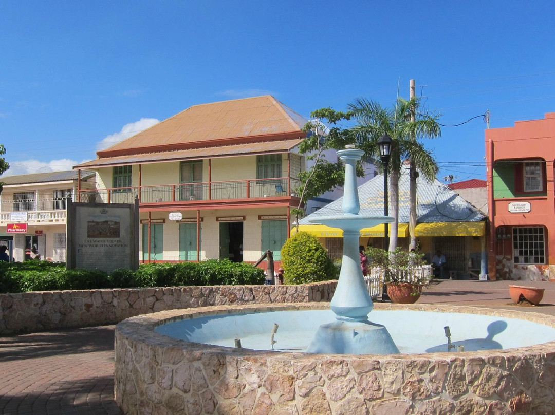 Water Square-法尔茅斯必去景点