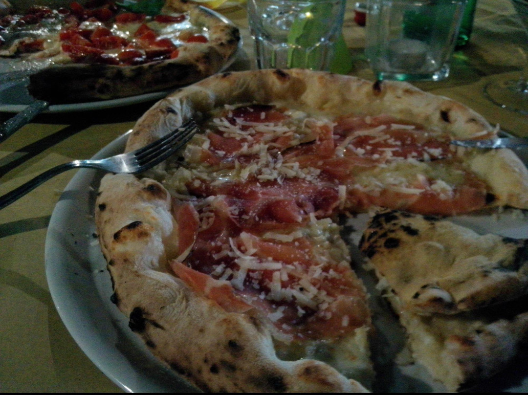 Martignano餐馆和美食-La Bodeguita