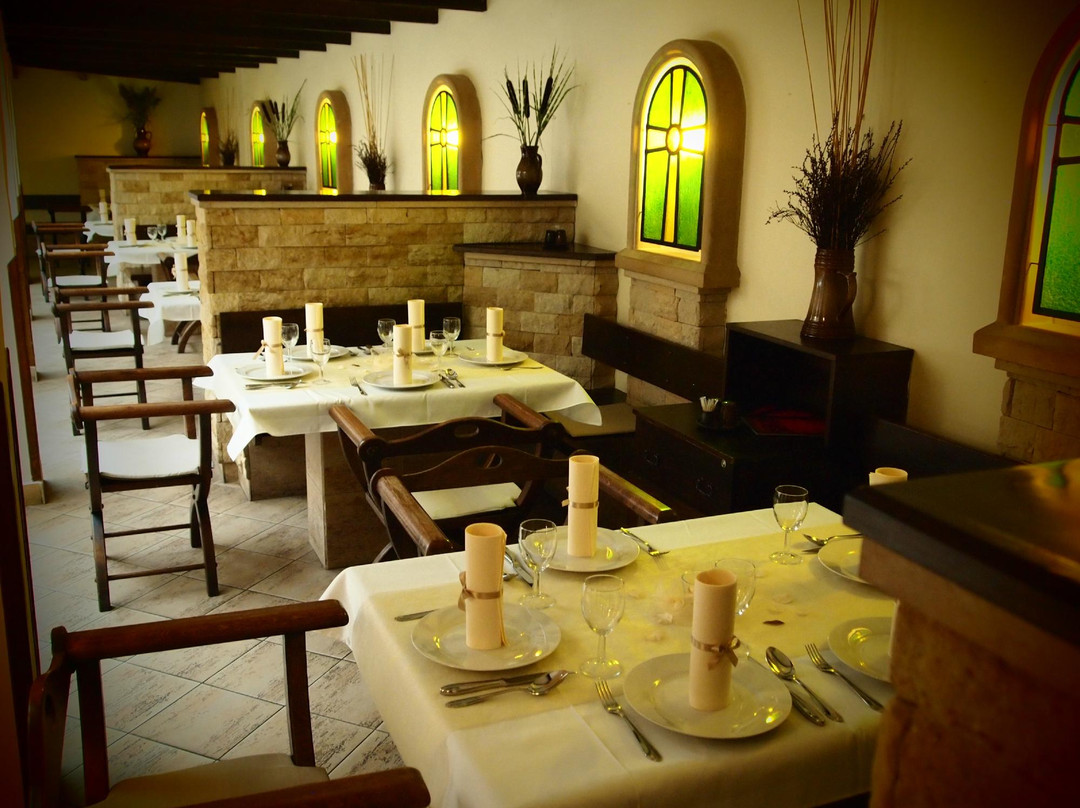 斯维塔维酒店住宿-Excalibur Pension and Restaurant