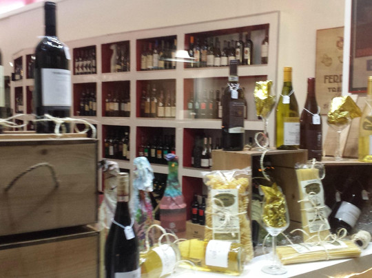 Enoteca Evinosia-苏尔莫纳必去景点