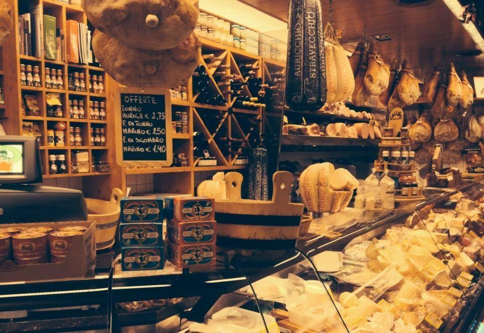 Gastronomia Jolly-福贾必去景点