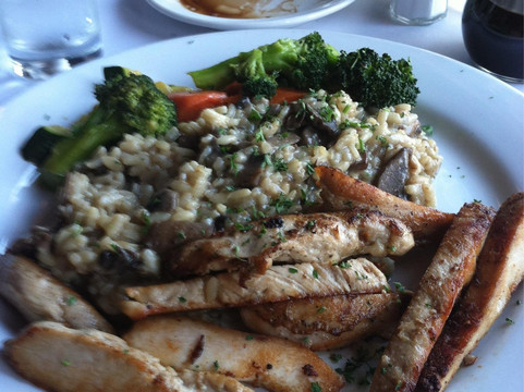 Clayton餐馆和美食-La Veranda Cafe