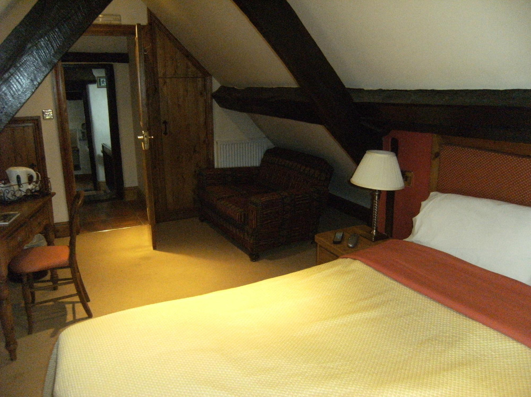 The Talbot Hotel主图