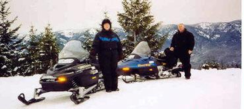 Leavenworth Snowmobile Tours at Mountain Springs Lodge-莱文沃思必去景点