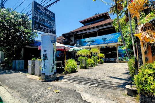 Crystal Divers-沙努尔必去景点