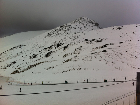 卓越山滑雪场-皇后镇必去景点