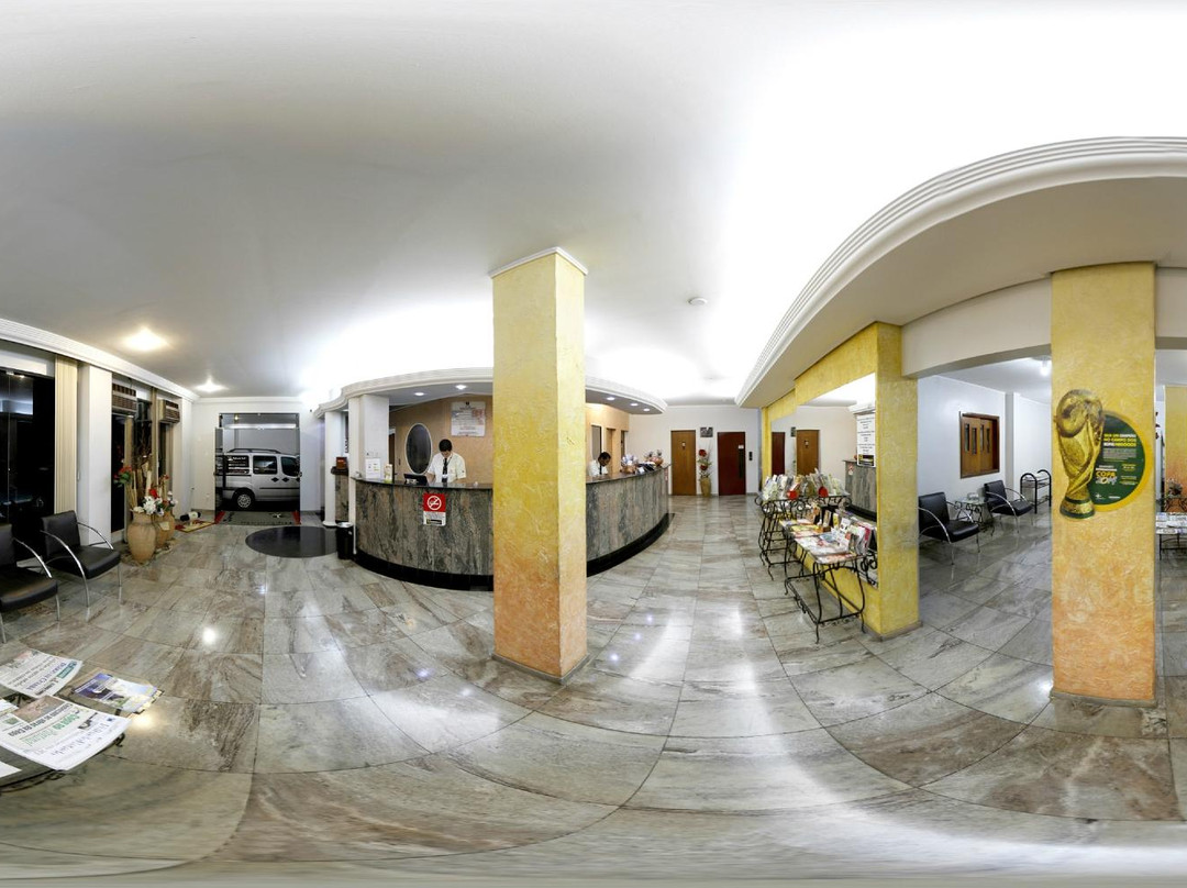 Diplomata Hotel主图