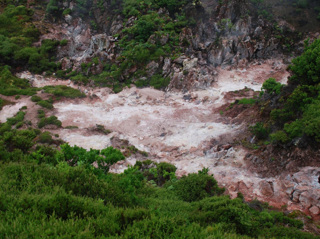 Furnas do Enxofre景点图片