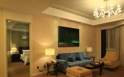 三正半山温泉酒店主图