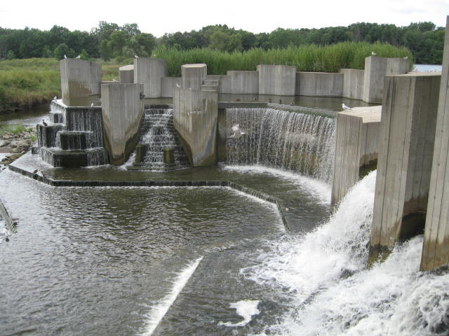 Stepping Stone Falls-弗林特必去景点