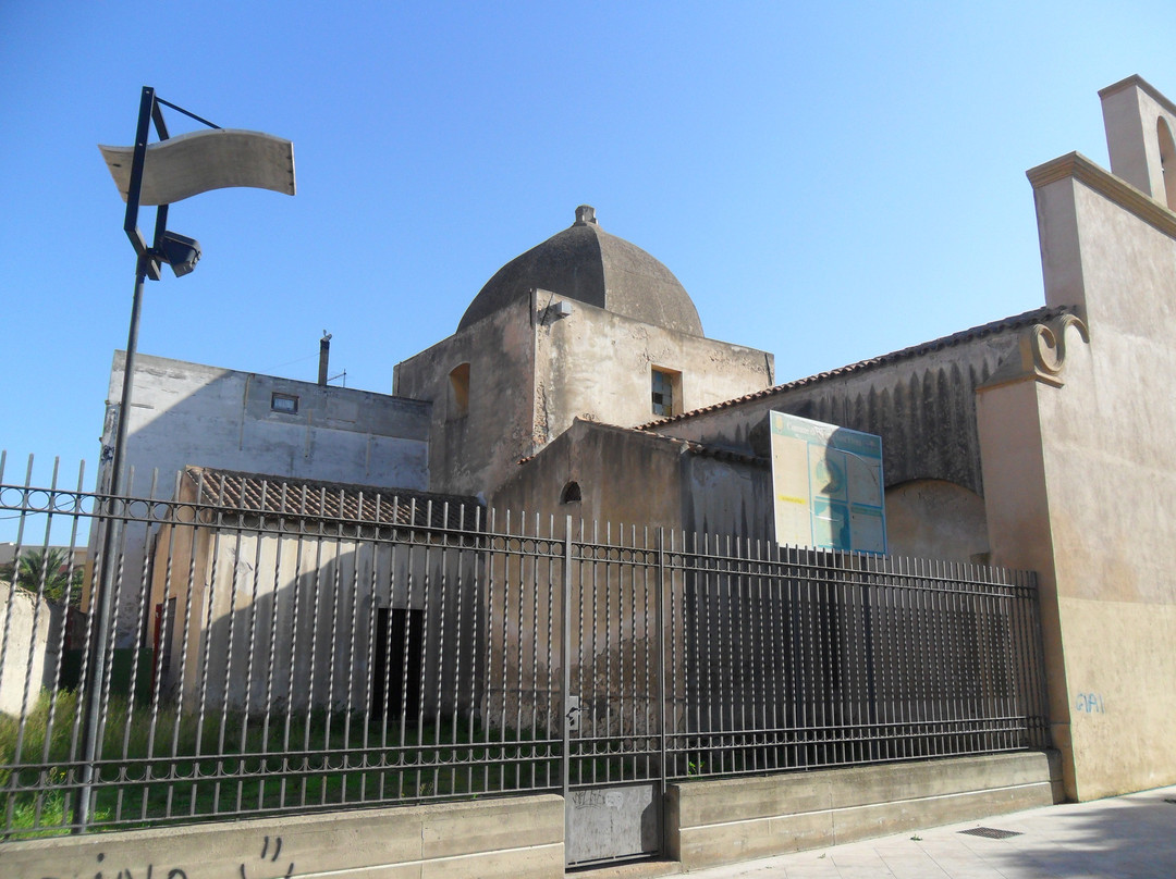 Chiesa di Sant'Efisio Martire-夸尔图－圣埃莱娜必去景点