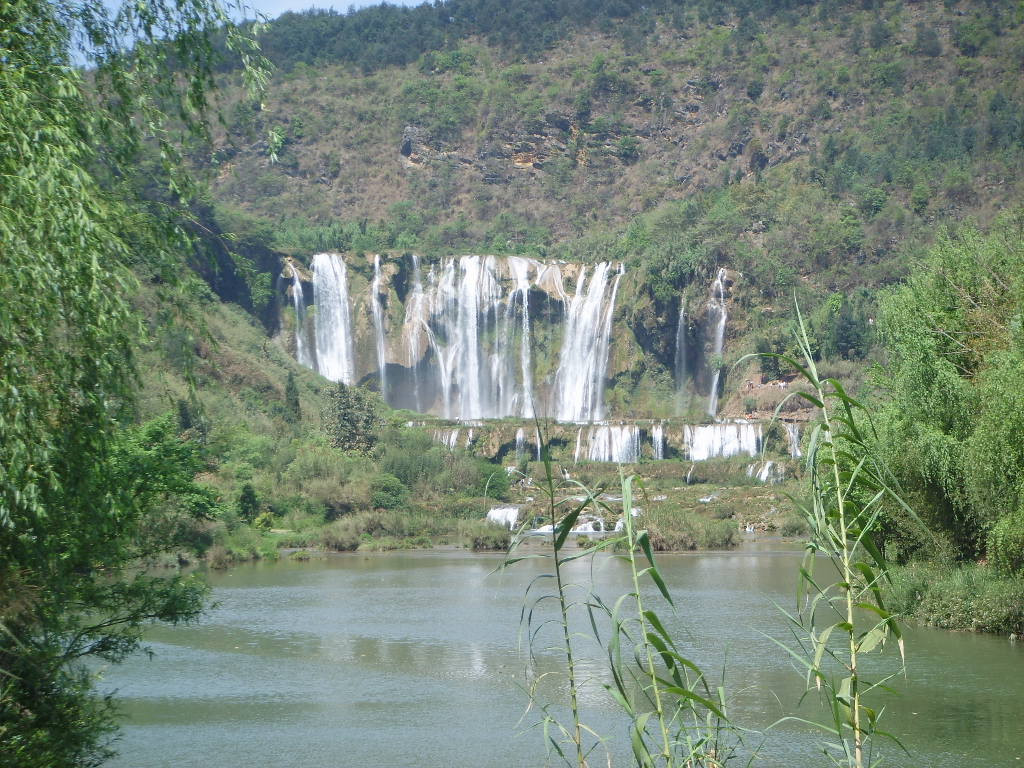 九龙瀑布群-罗平县必去景点