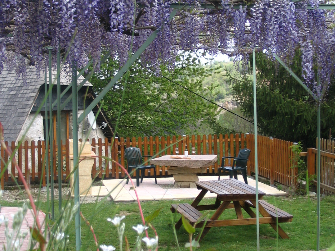 Ossun-ez-Angles酒店住宿-Le Parede