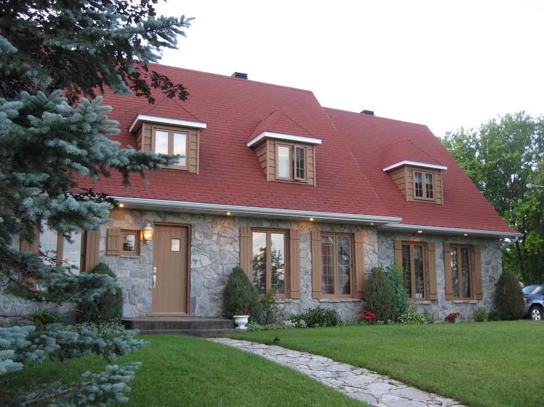 Saint-Pierre-de-l'lle-d'Orleans酒店住宿-Au Gite de la Chute