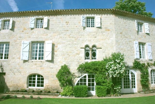 Chateau Cestayrols-浴室