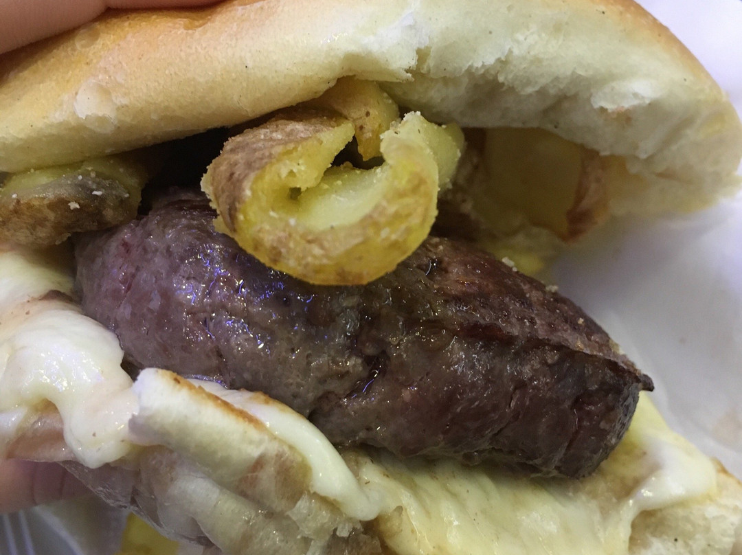 Acerra餐馆和美食-Braceria Hamburgheria Renella