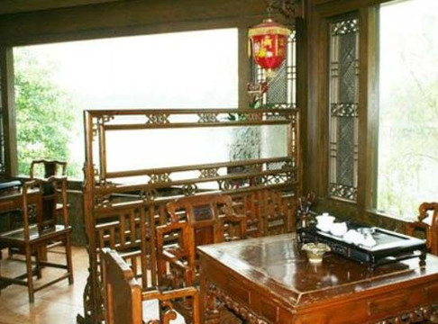 广州鸣泉居酒店主图