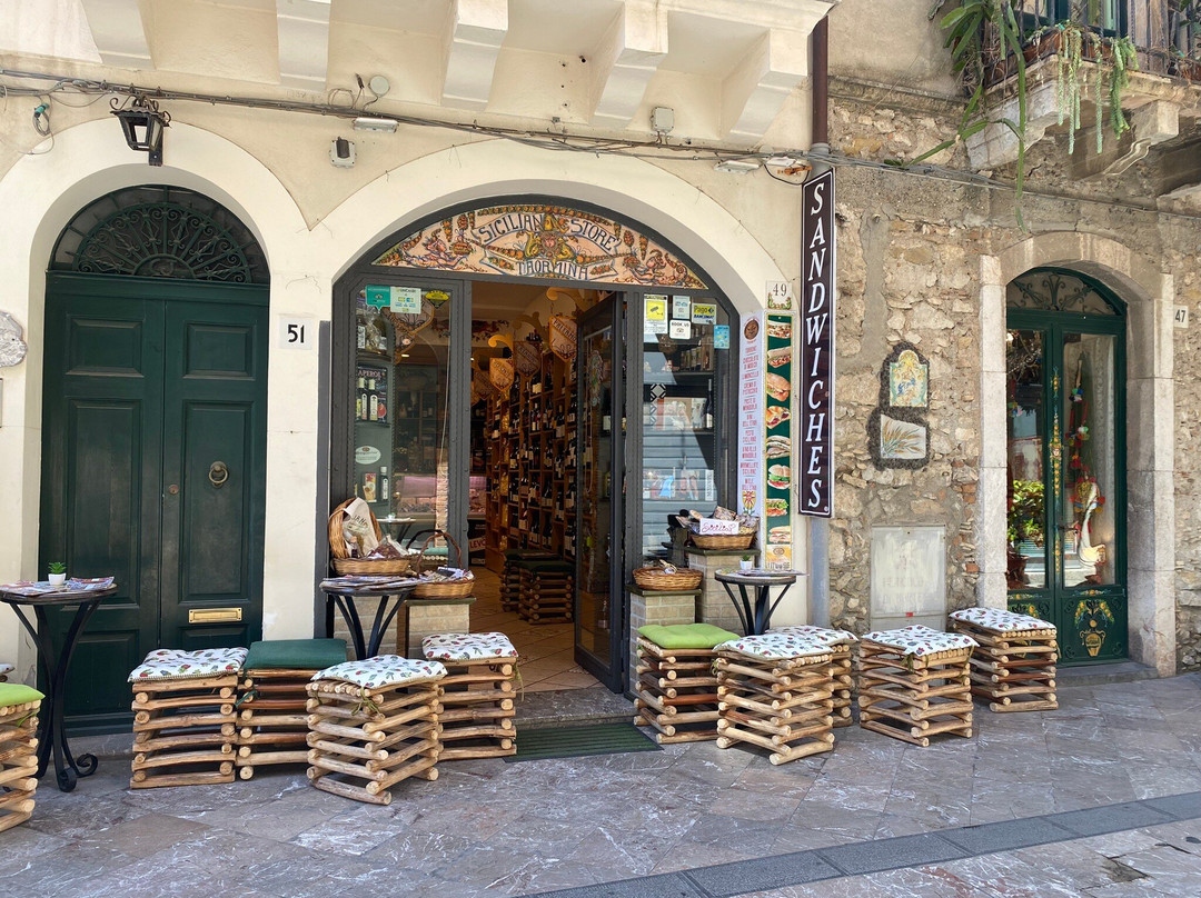 Sicilian Store-陶尔米纳必去景点