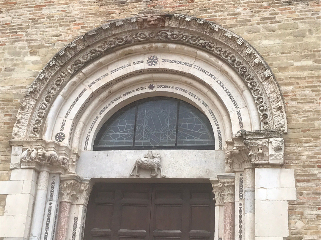Duomo Di Santa Maria Maggiore景点图片