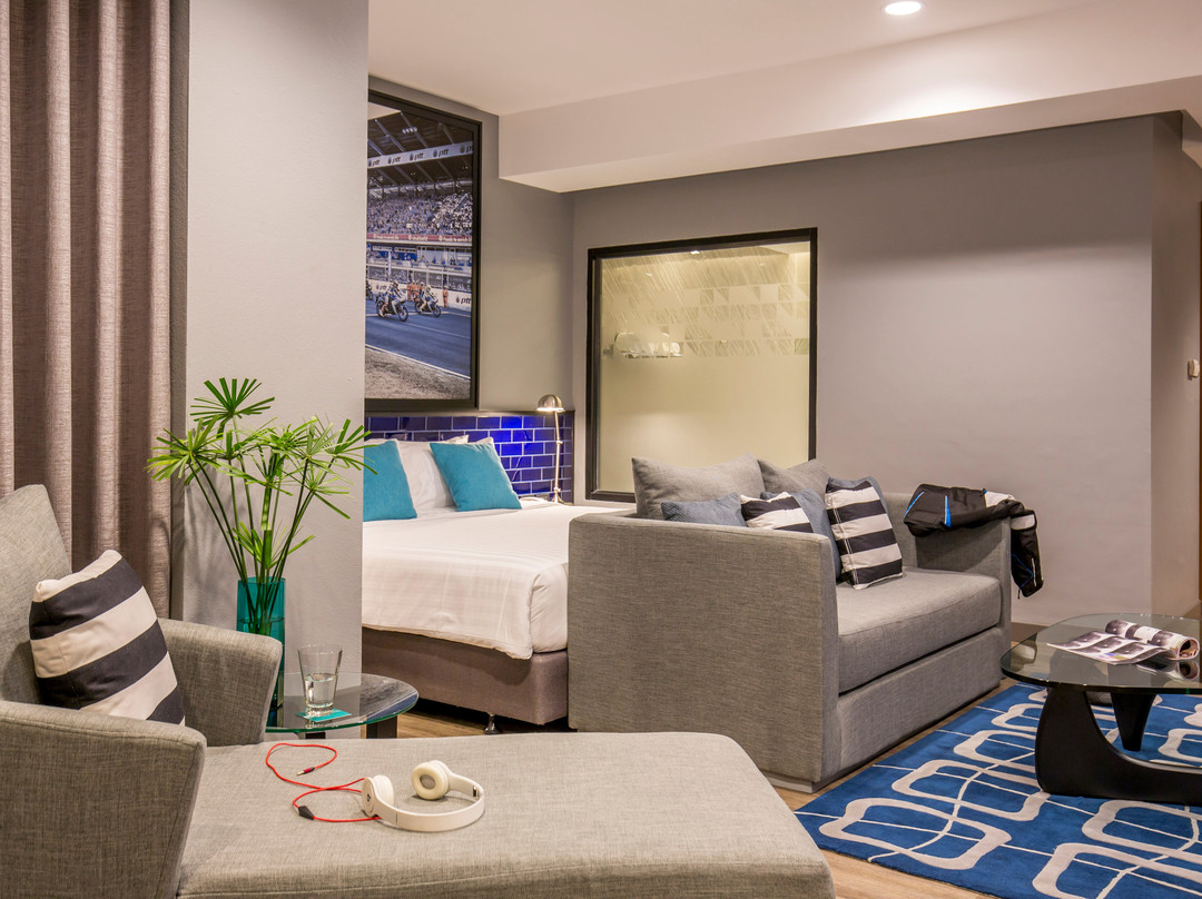 The Crystal Hotel Buriram主图