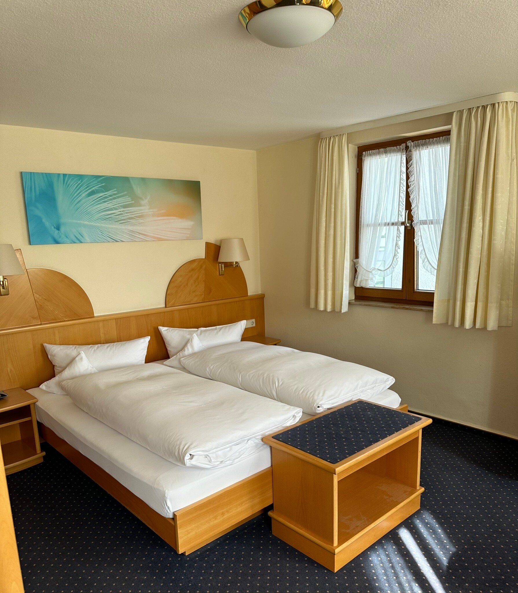 Hotel Gasthof Kreuz-官方