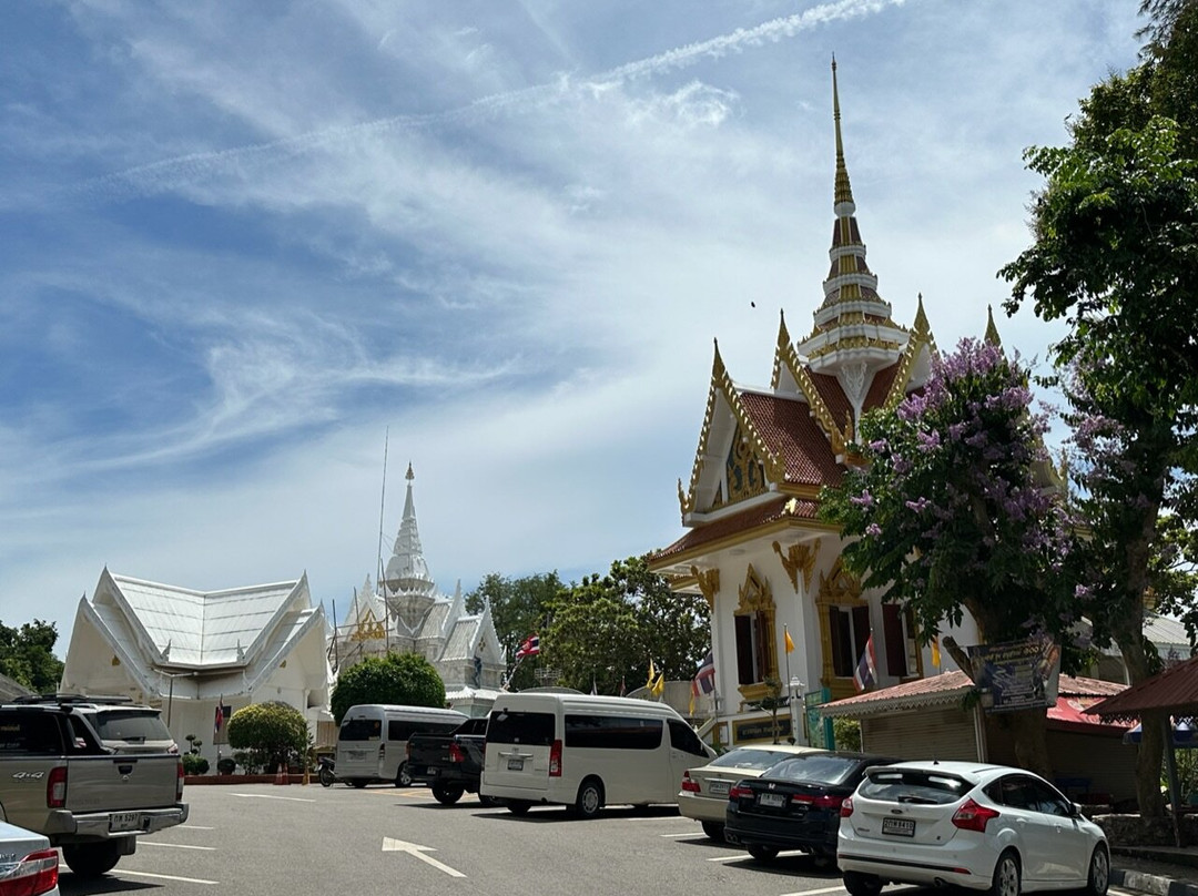 Krom Luang Chumphon Khet Udomsak Royal Palace景点图片
