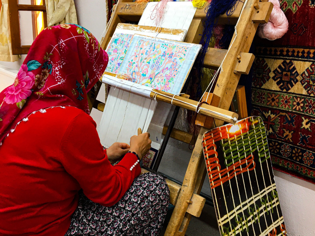 Bazaar 54-阿瓦诺斯必去景点