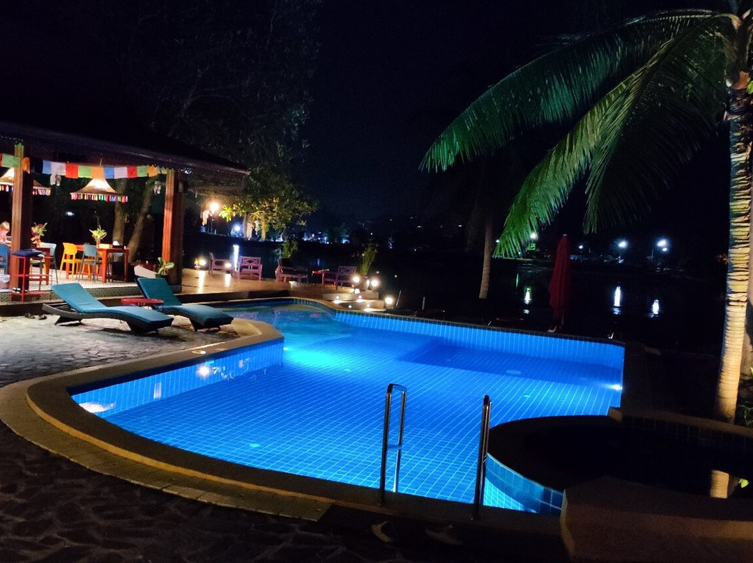 彩亚纳海滩度假村主图