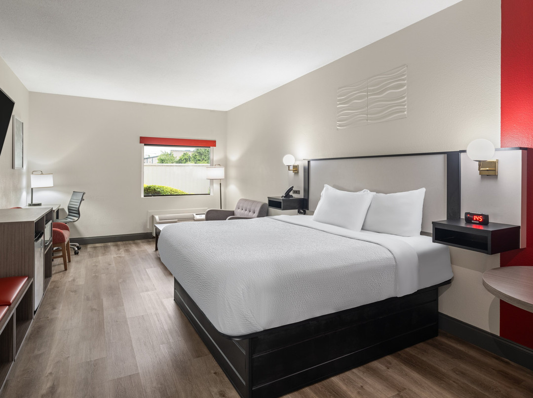 洛克斯特格罗夫丽米特德华美达酒店主图