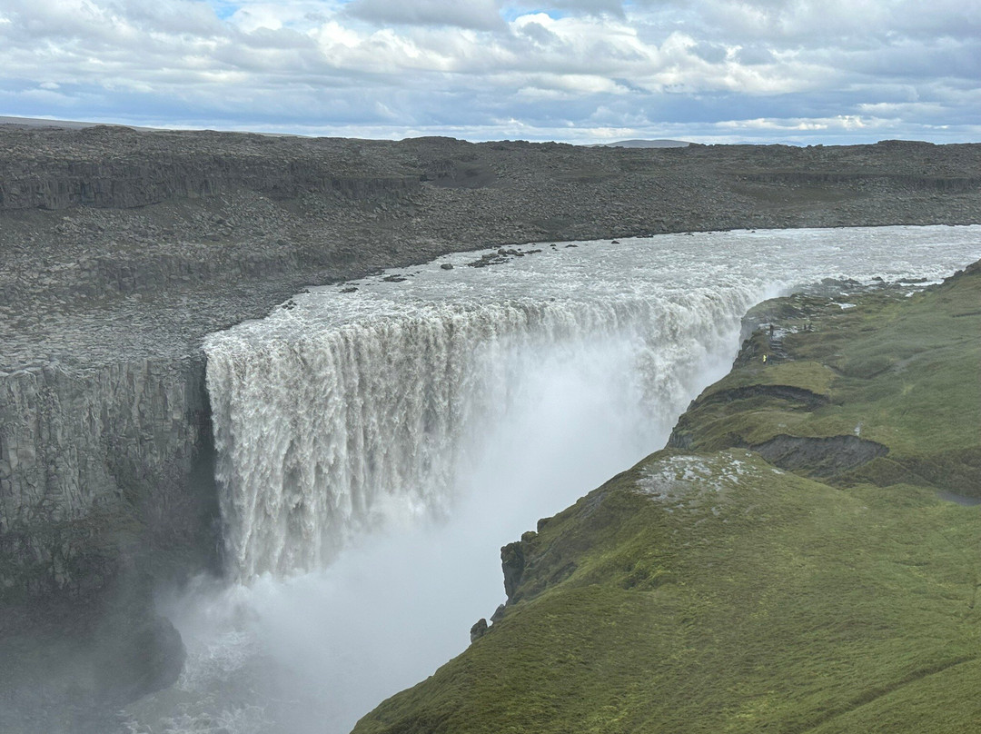 Kristinn Ingi Pétursson-劳加尔必去景点