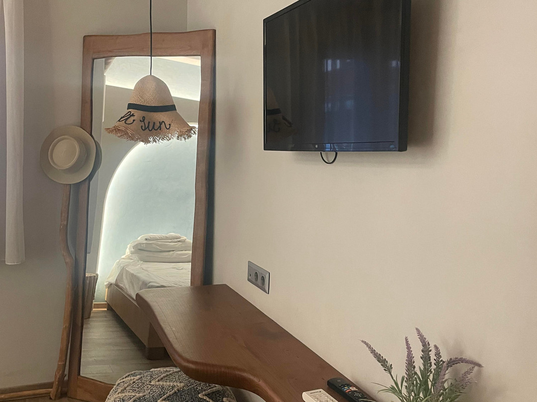 Sunrise Village主图